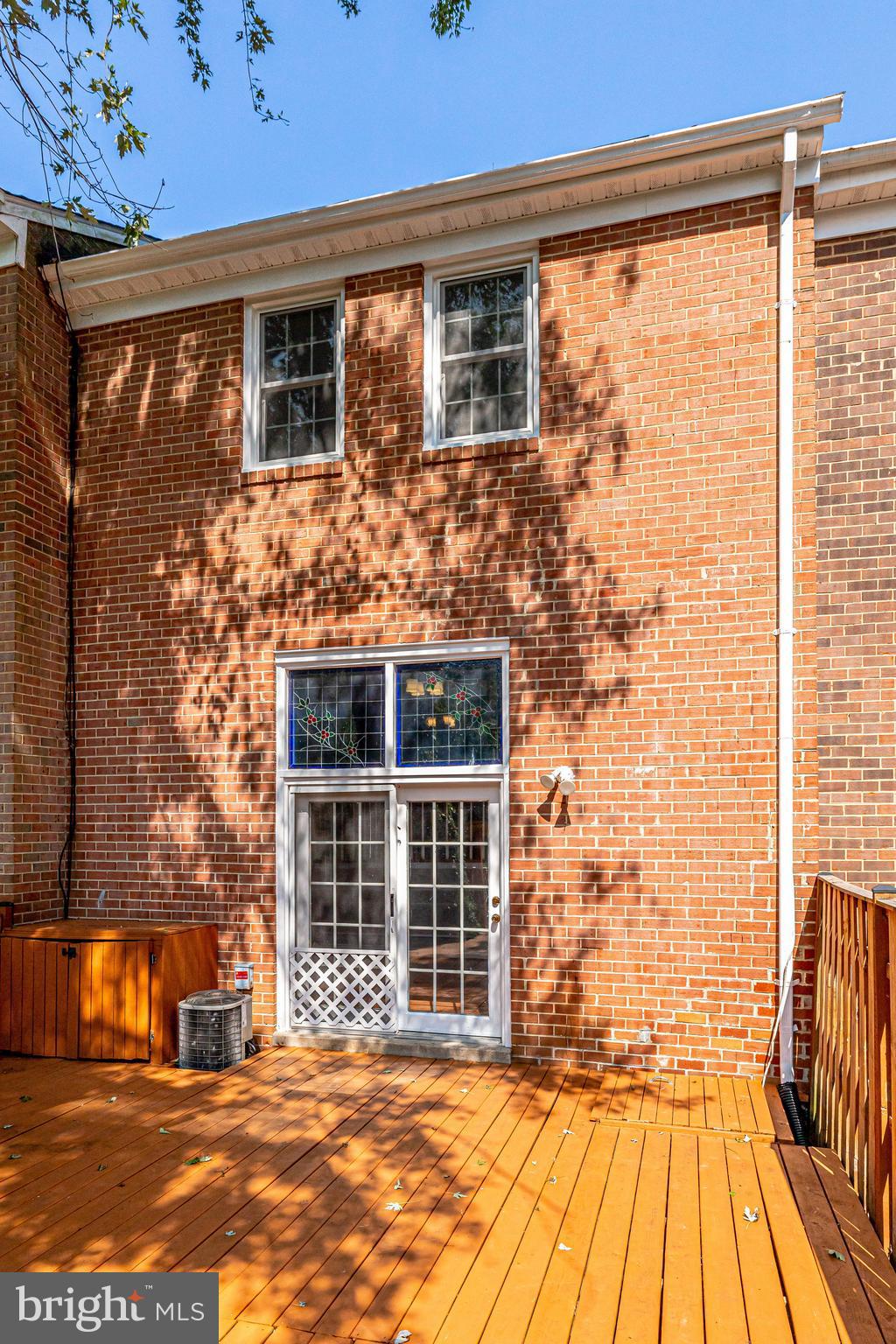 11865 Dunlop Court Reston, VA 20191 - Photo 41 of 76 Wonderful and private outdoor space