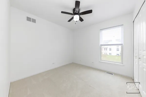 $579,900 | 1110 Oakhill Drive, Aurora, IL 60502