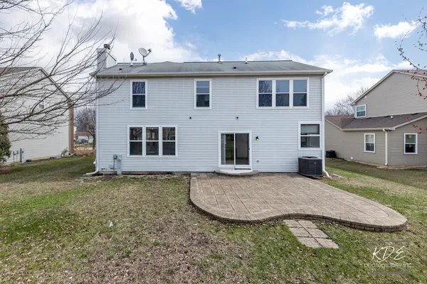 $579,900 | 1110 Oakhill Drive, Aurora, IL 60502