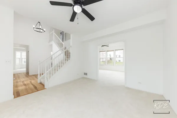 $579,900 | 1110 Oakhill Drive, Aurora, IL 60502