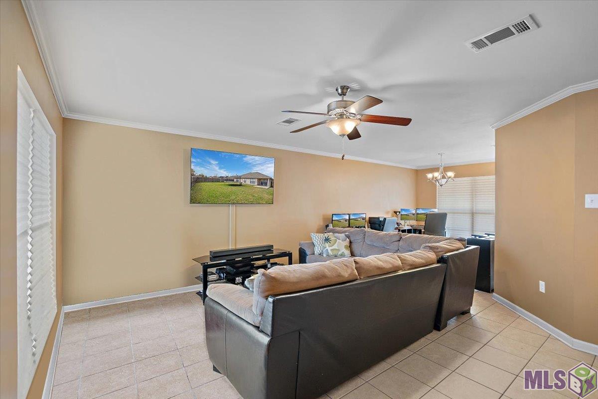 808 Rue Michelle Baker, LA 70714 - Photo 4 of 15 Gallery Image 4