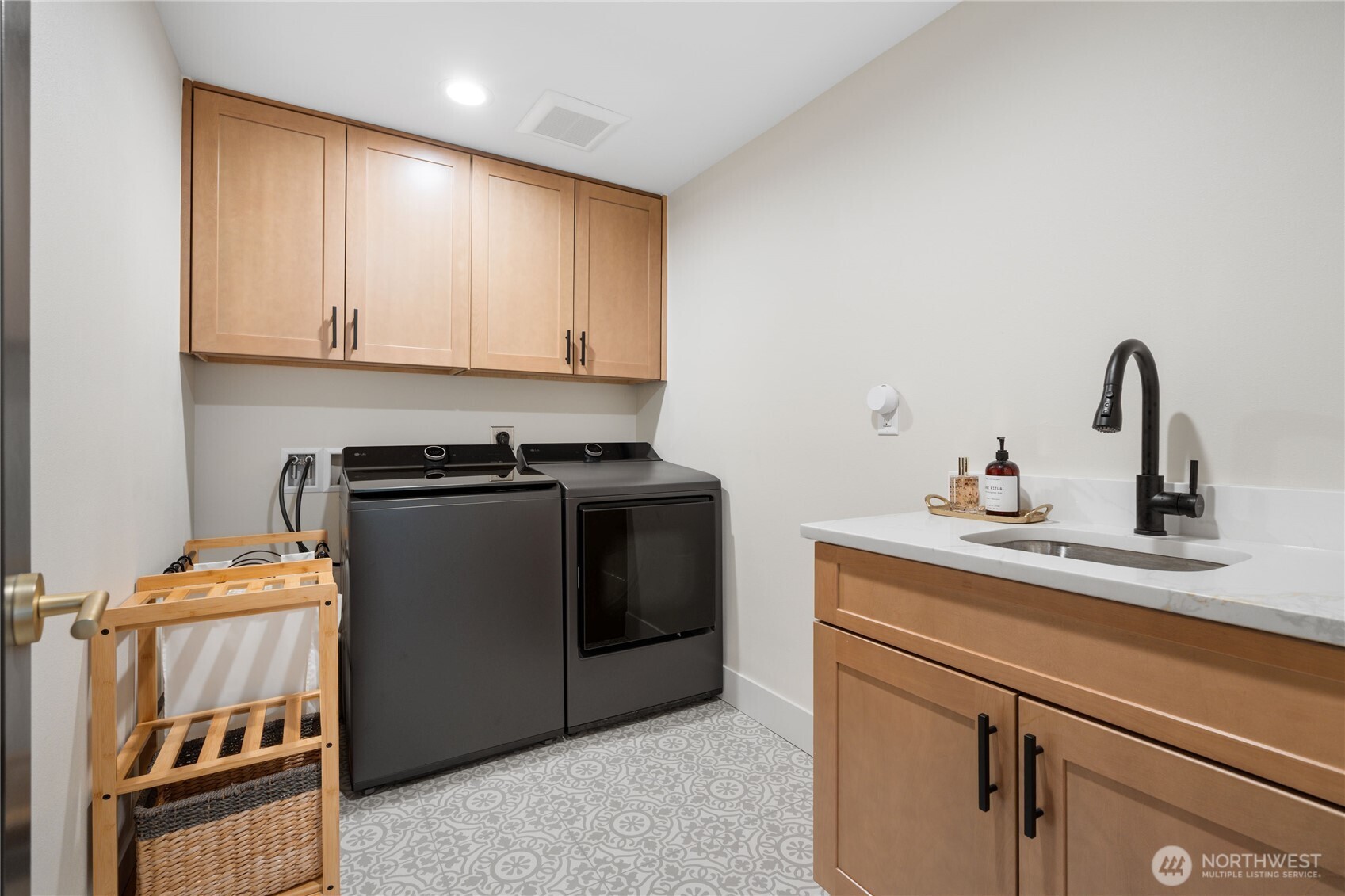 11016 46th Street East Edgewood, WA 98372 - Photo 34 of 40