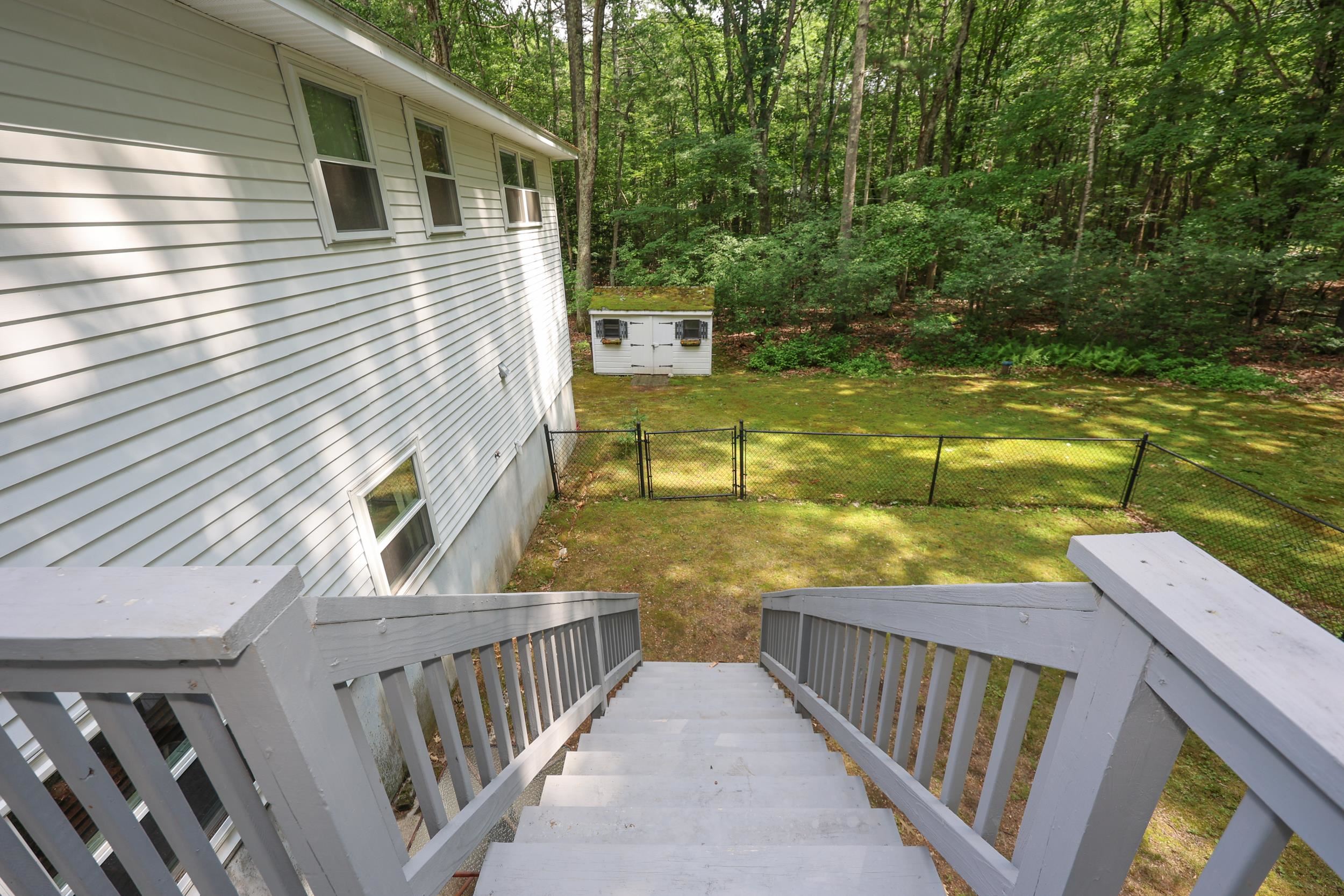 65 Shannon Road Salem, NH 03079 - Photo 16 of 58