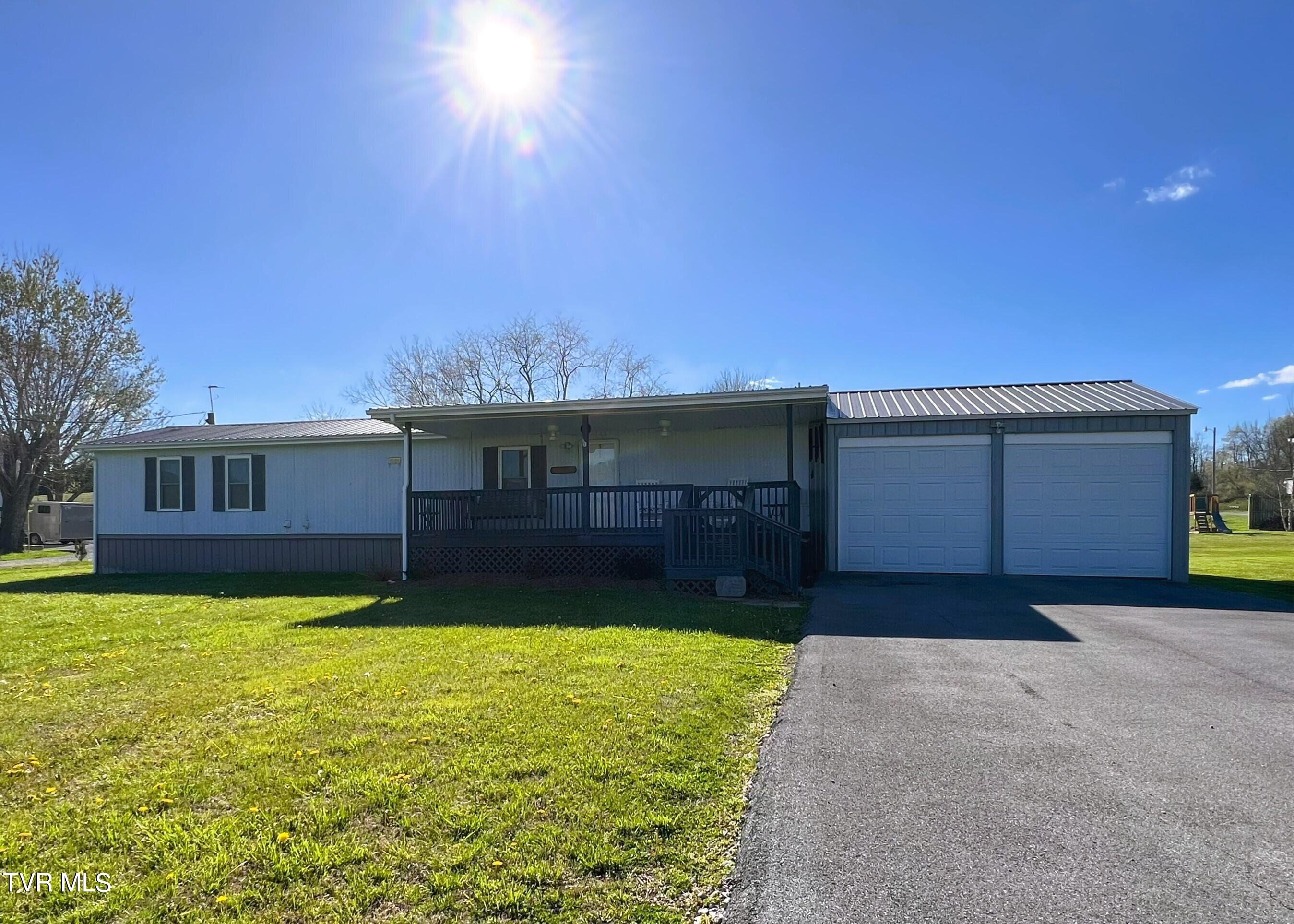111 Chickadee Road Afton, TN 37616 - Photo 2 of 47 Front