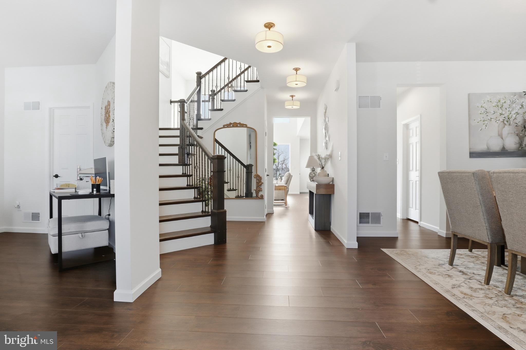 520 Darrow Road York, PA 17404 - Photo 3 of 33 Elegant foyer with inviting staircase.