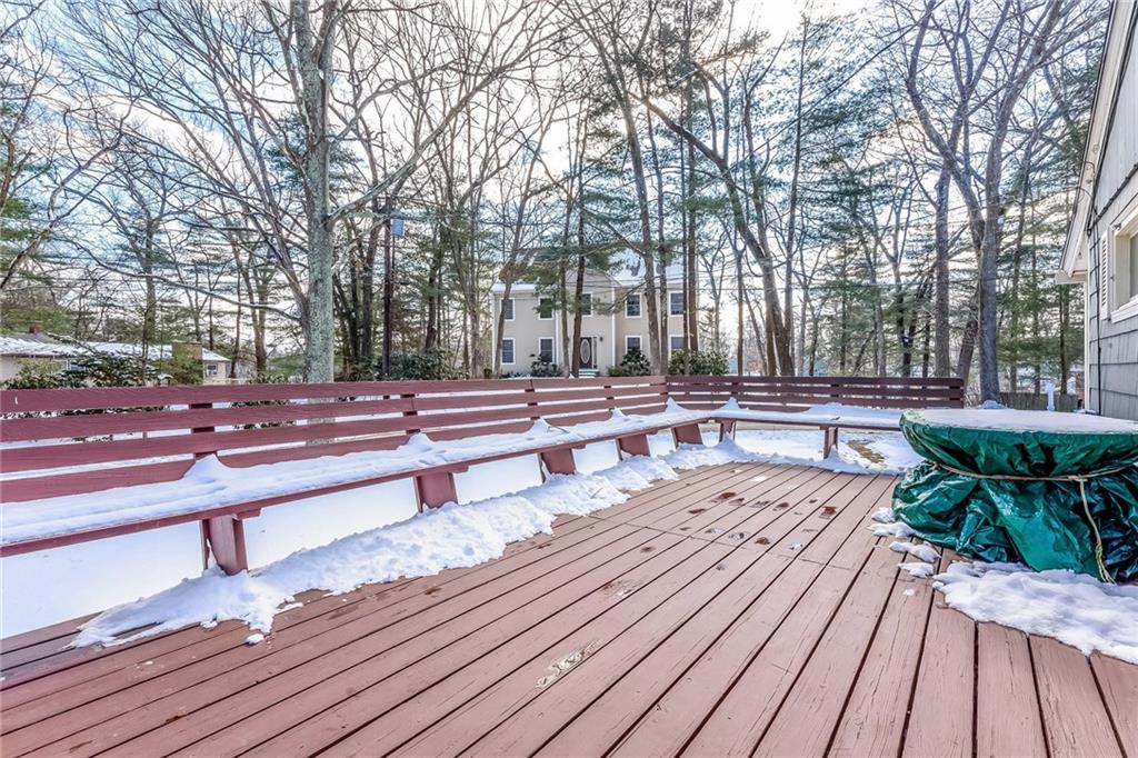 17 Breezy Knoll Road Smithfield, RI 02828 - Photo 14 of 39 Gallery Image 14