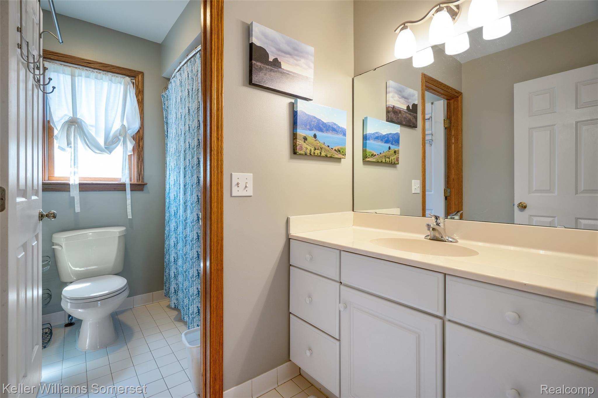 227 Locust Point Howell, MI 48843 - Photo 31 of 45 227-Locust-Point-32.jpg
