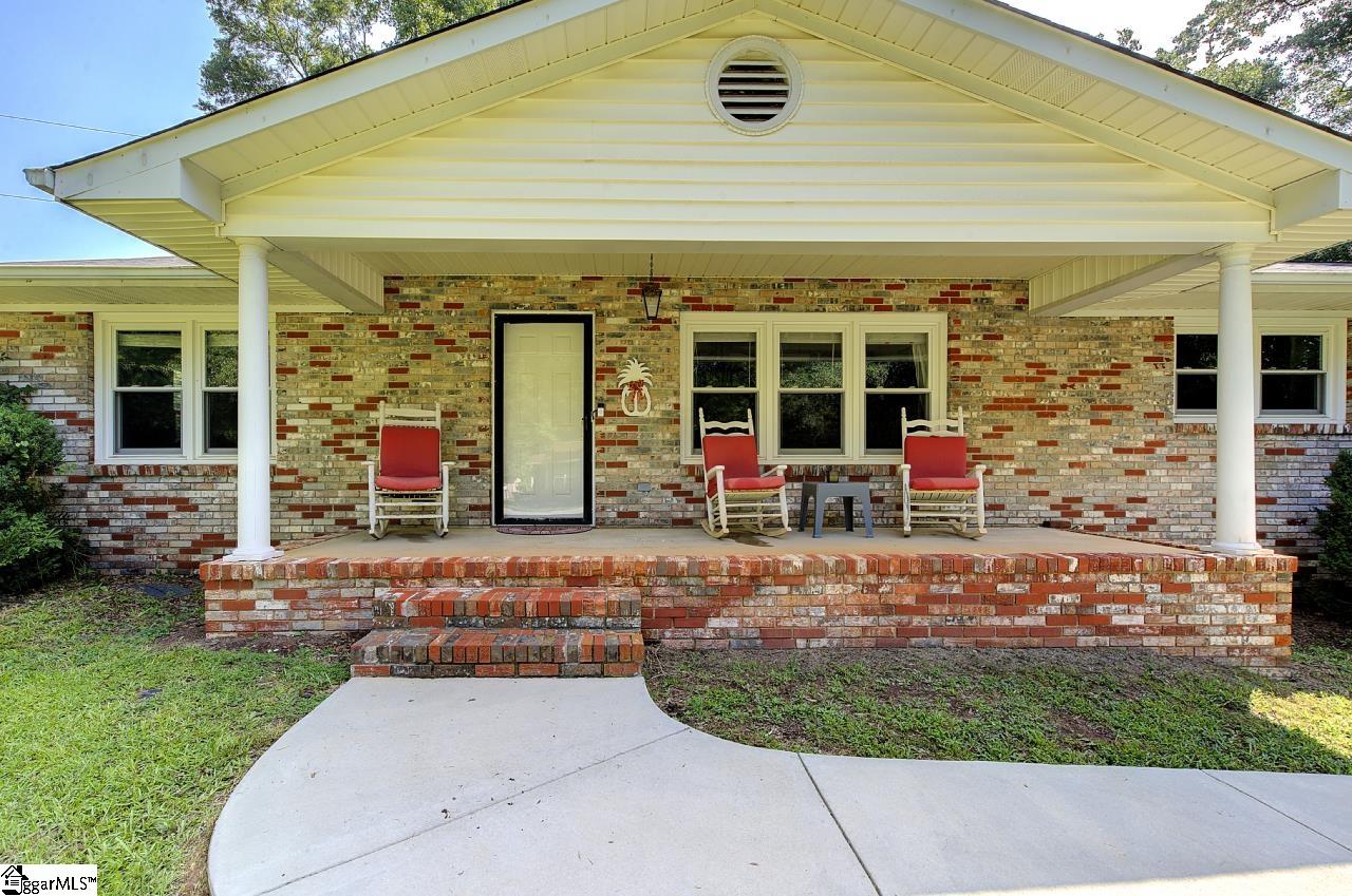 303 Mill St Extension Williamston, SC 29697 - Photo 2 of 29
