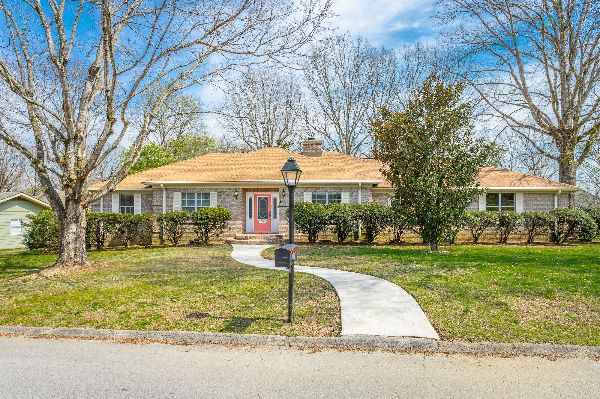 1007 Stone Crest Circle Chattanooga, TN 37421 - Photo 2 of 49 1007 Stone Crest Circle HD-49