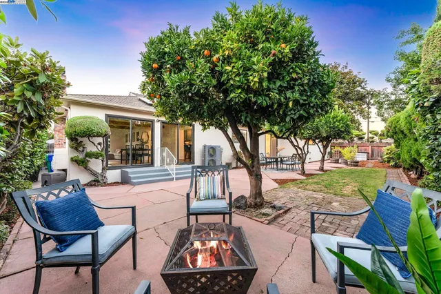 $998,000 | 24 Via Hermosa, San Lorenzo, CA 94580