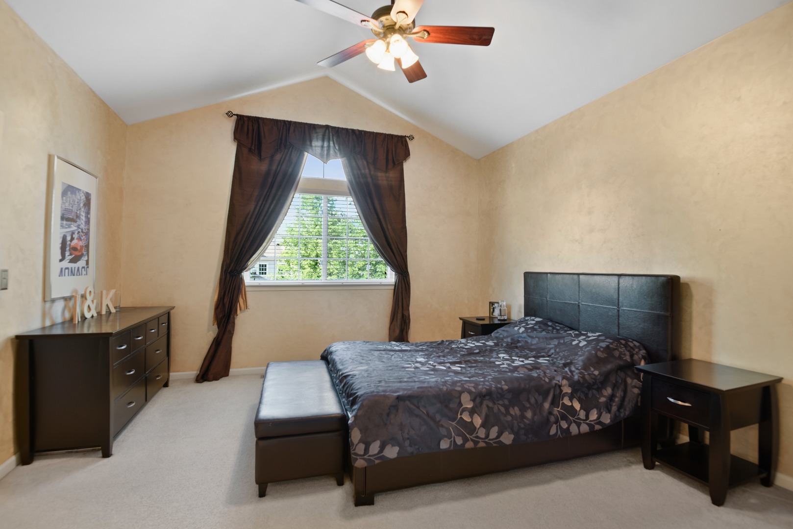 1876 Maureen Drive Hoffman Estates, IL 60192 - Photo 13 of 30