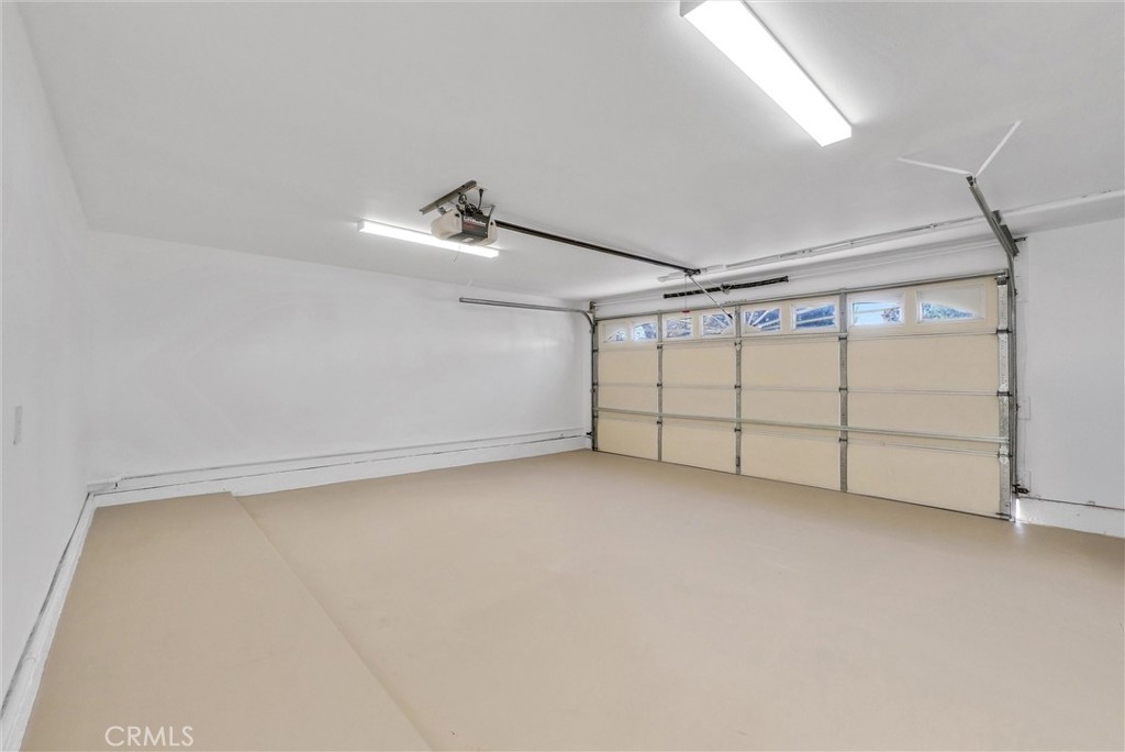 18 Meadowsweet Way Irvine, CA 92612 - Photo 49 of 66 2-Car Garage