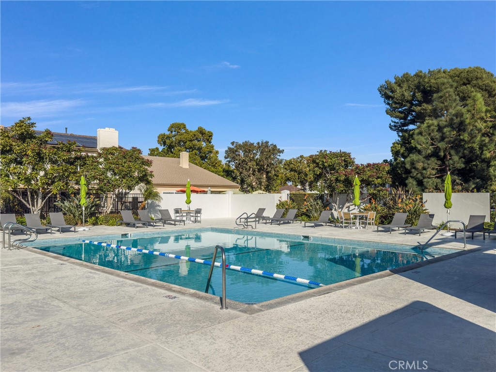18 Meadowsweet Way Irvine, CA 92612 - Photo 63 of 66 a view of a basketball court