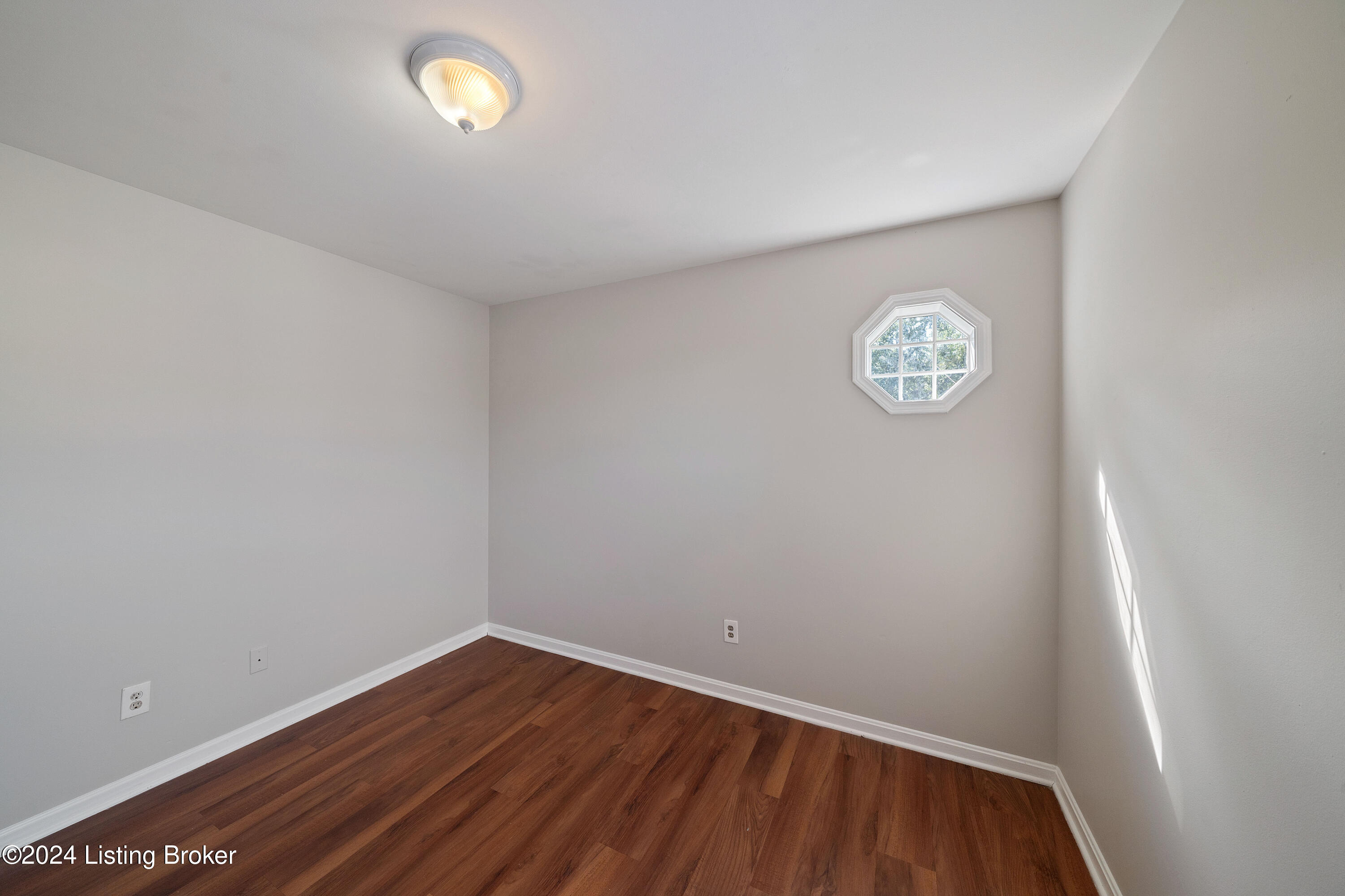 9005 Riley Avenue Louisville, KY 40242 - Photo 18 of 27 1724054477488_1723918565419dsc03546