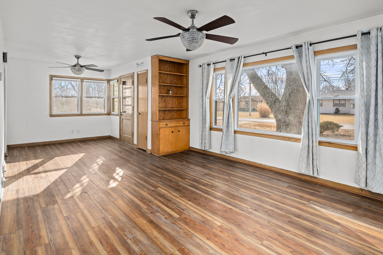 209 17th Street East Milan, IL 61264 - Photo 4 of 23