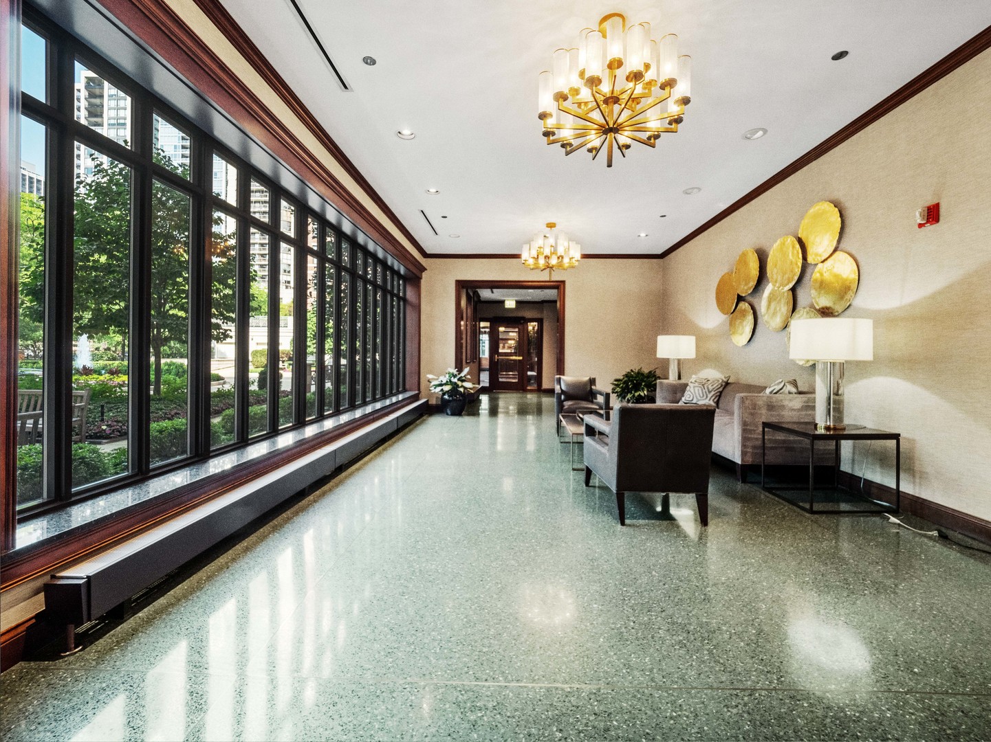 55 West Delaware Place, Unit 921 Chicago, IL 60610 - Photo 28 of 33 a living room with furniture