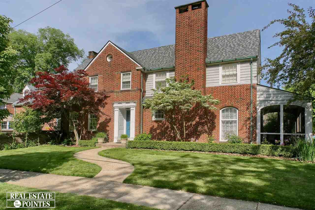 253 Lewiston Road Grosse Pointe Farms, MI 48236 - Photo 1 of 41