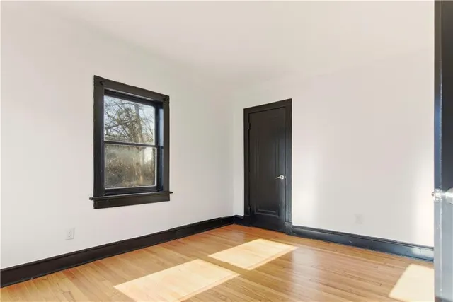 $300,000 | 5514 The Paseo, Kansas City, MO 64110