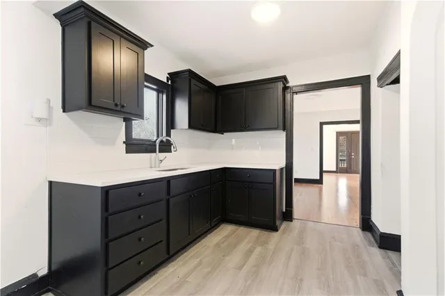 $300,000 | 5514 The Paseo, Kansas City, MO 64110