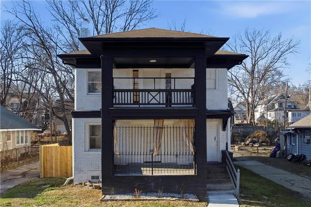 $300,000 | 5514 The Paseo, Kansas City, MO 64110