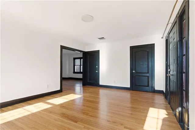 $300,000 | 5514 The Paseo, Kansas City, MO 64110