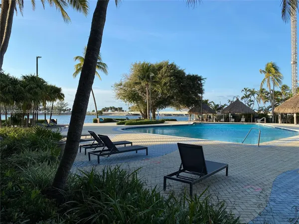 $3,750 | 2451 Brickell Avenue, Unit 11F, Miami, FL 33129