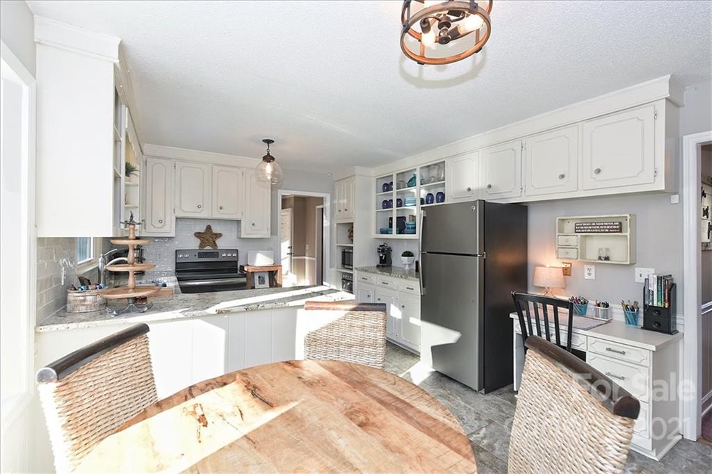 606 Maple Grove Church Road Weddington, NC 28104 - Photo 10 of 34 Gallery Image 10