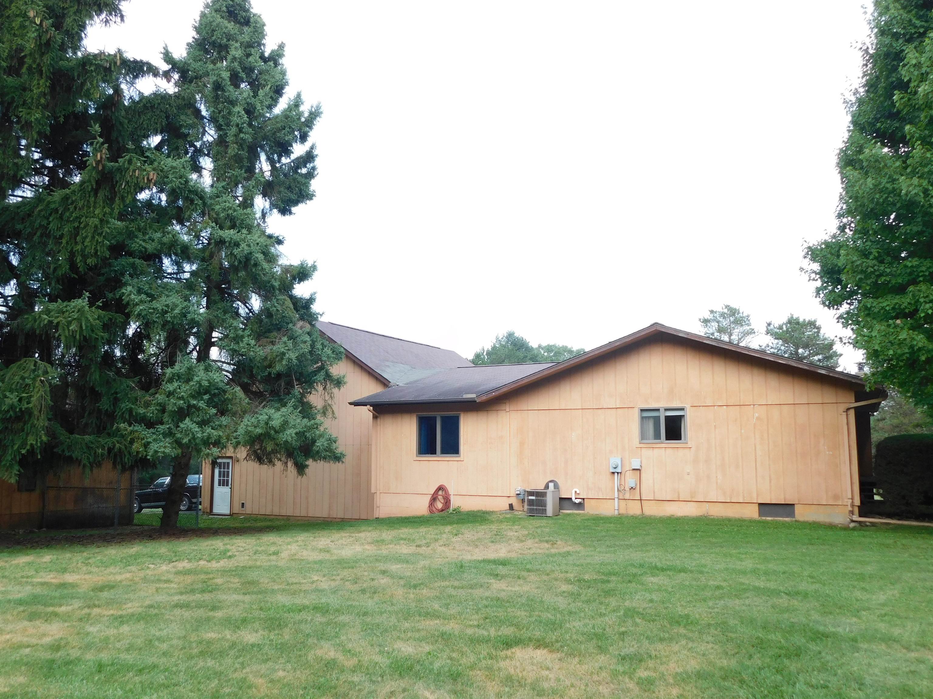 4798 Rochester Road Dryden, MI 48428 - Photo 21 of 28 Rear View