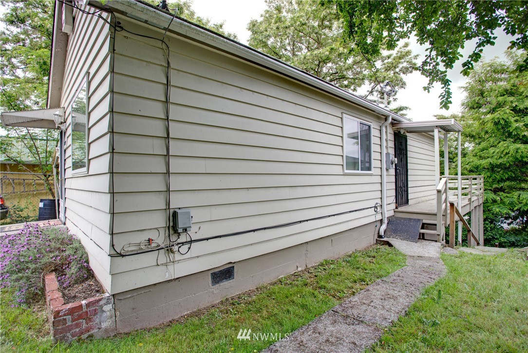 3417 York Road South Seattle, WA 98144 - Photo 7 of 17 Gallery Image 7