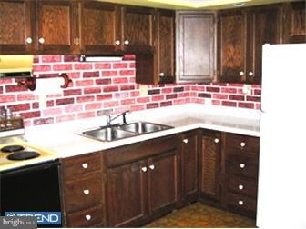 154 East Knowlton Road Media, PA 19063 - Photo 2 of 12 Kitchen
