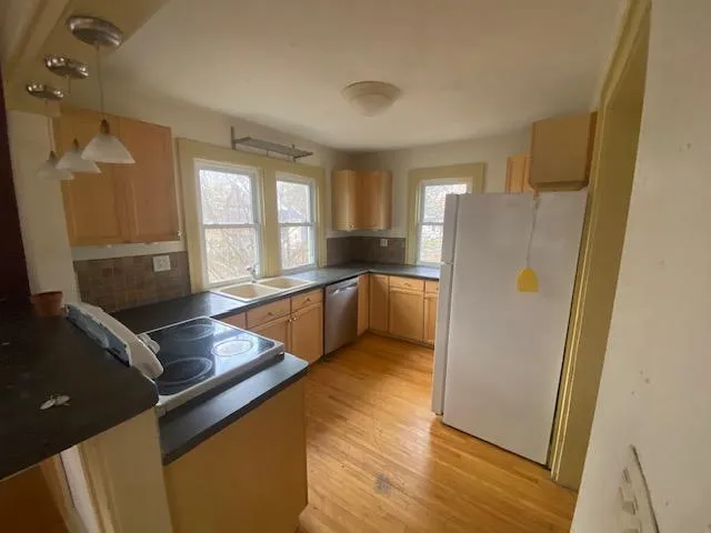 $179,900 | 1221 9th Avenue North, St. Cloud, MN 56303