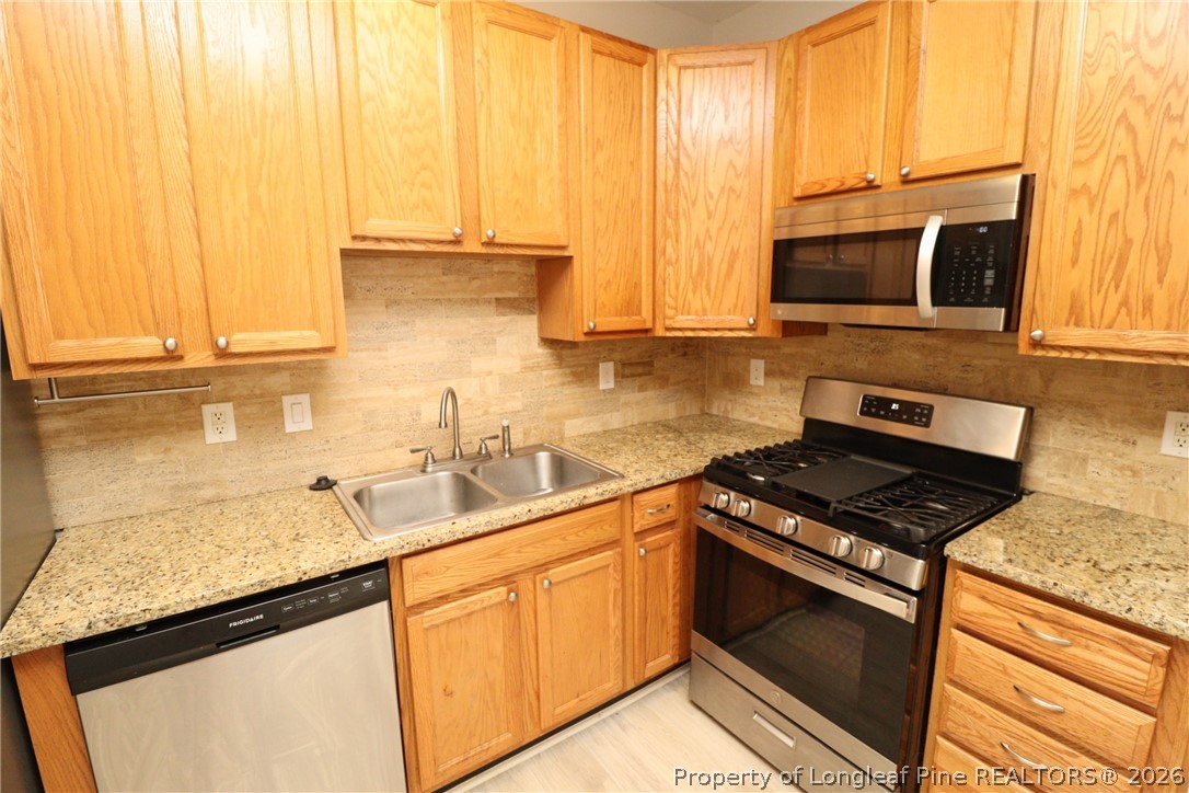 8631 Neuse Club Lane, Unit 103 Raleigh, NC 27616 - Photo 9 of 28