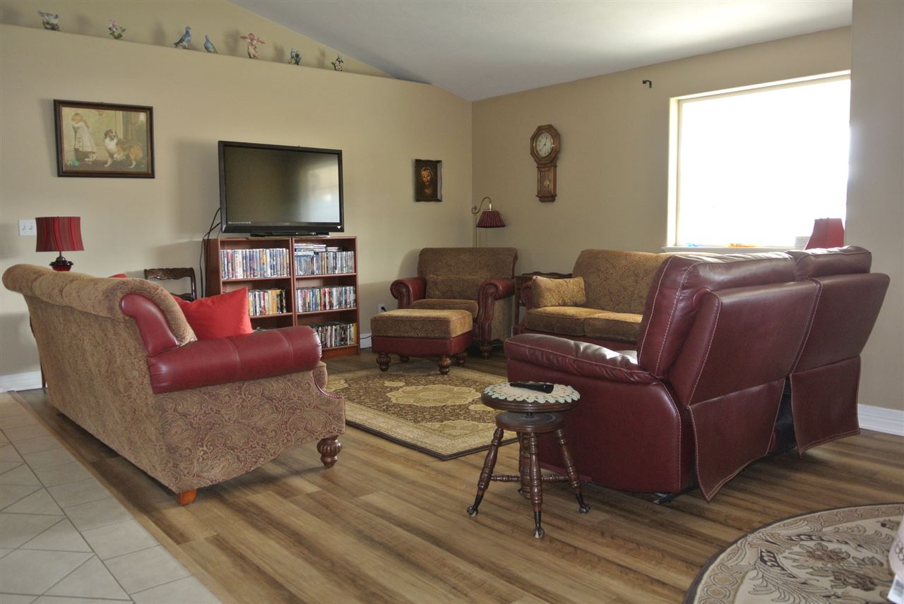 11805 East Blanchard Road Elk, WA 99009 - Photo 19 of 20 Gallery Image 19