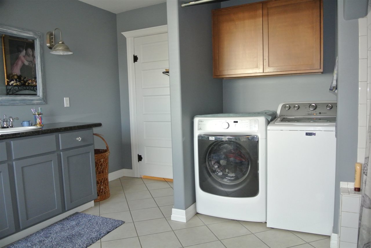 11805 East Blanchard Road Elk, WA 99009 - Photo 10 of 20 Gallery Image 10