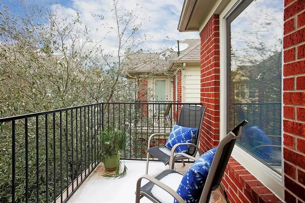 $2,900 | 5322 Nett Street, Unit C, Houston, TX 77007