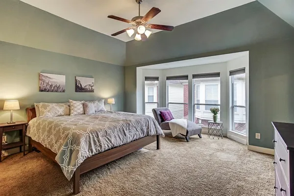 $2,900 | 5322 Nett Street, Unit C, Houston, TX 77007