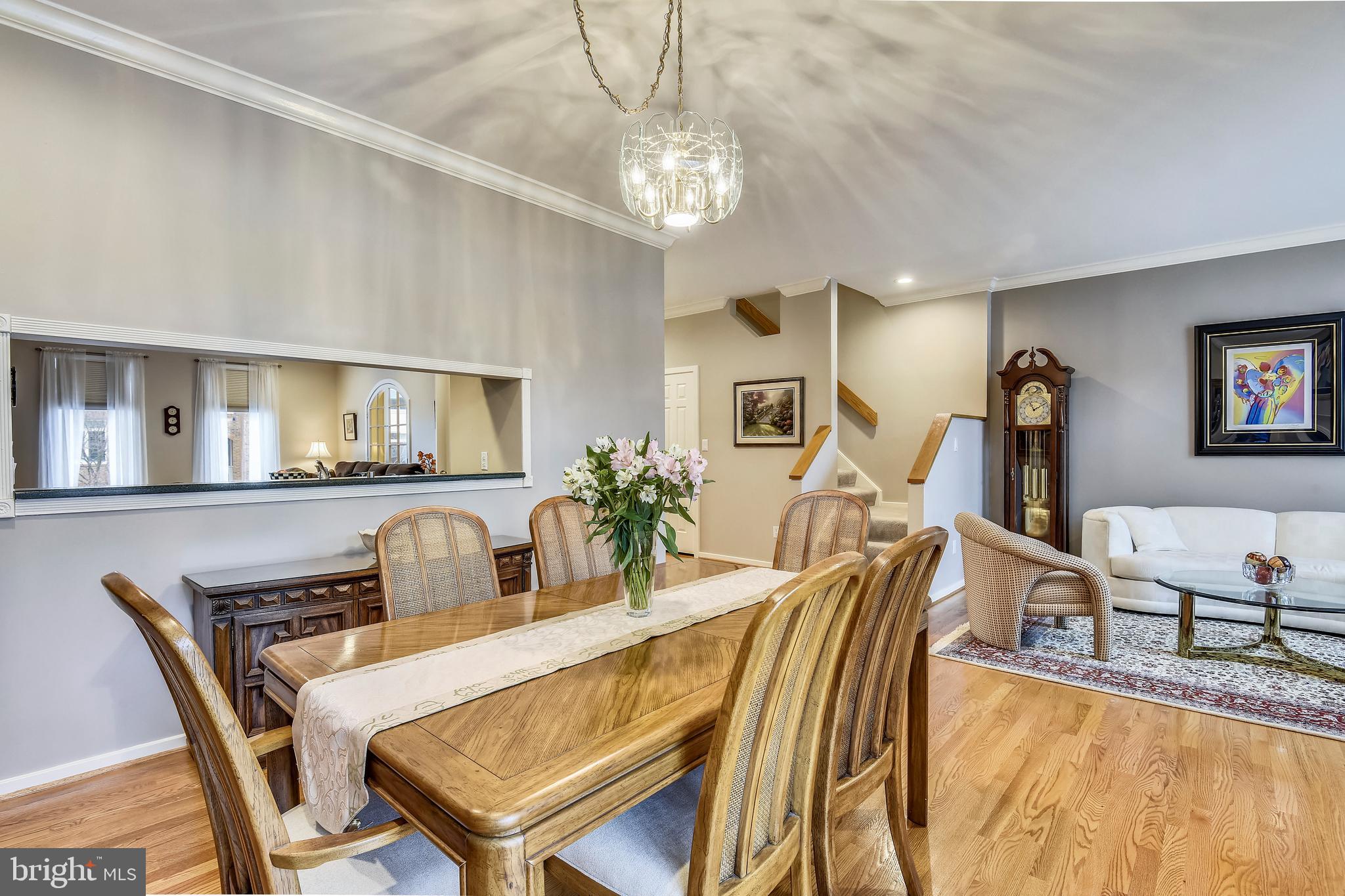 11553 Hemingway Drive Reston, VA 20194 - Photo 11 of 56 Dining Room - passthrough to Kitchen