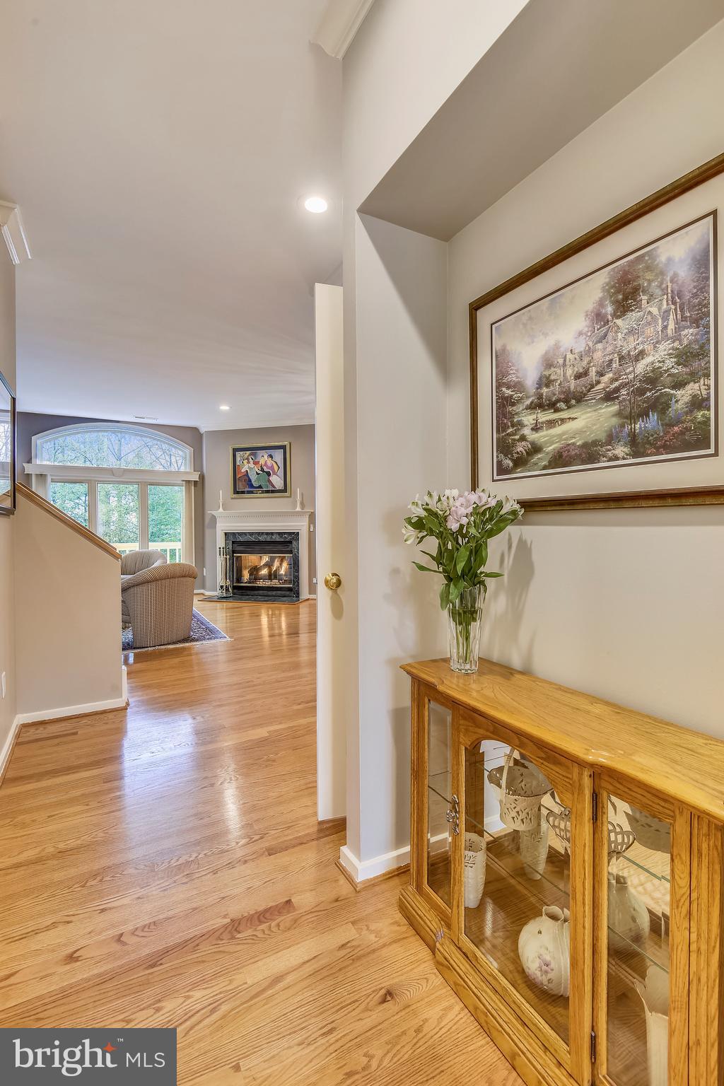 11553 Hemingway Drive Reston, VA 20194 - Photo 15 of 56 Main Level Hallway