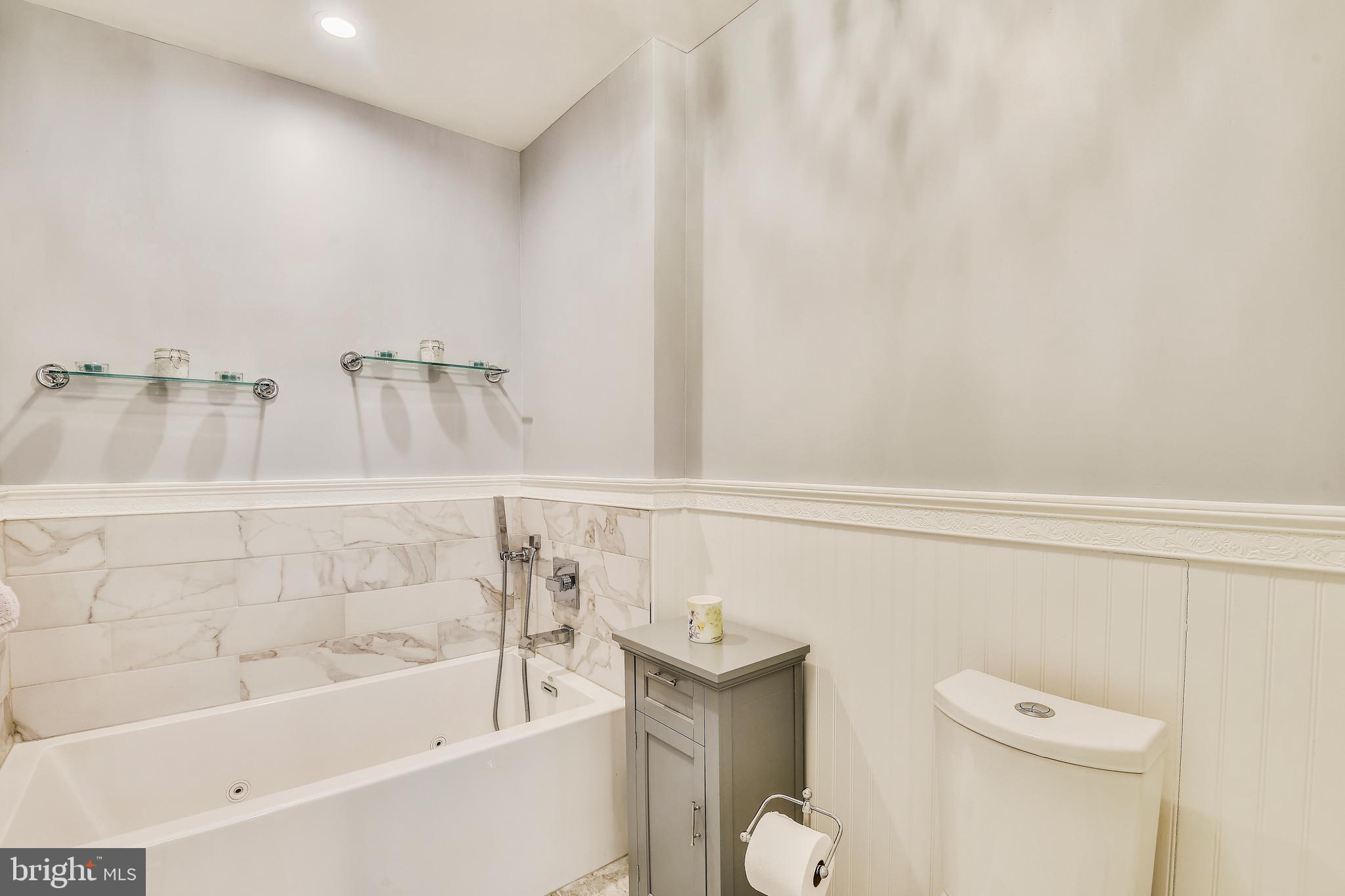 11553 Hemingway Drive Reston, VA 20194 - Photo 24 of 56 Master Bath