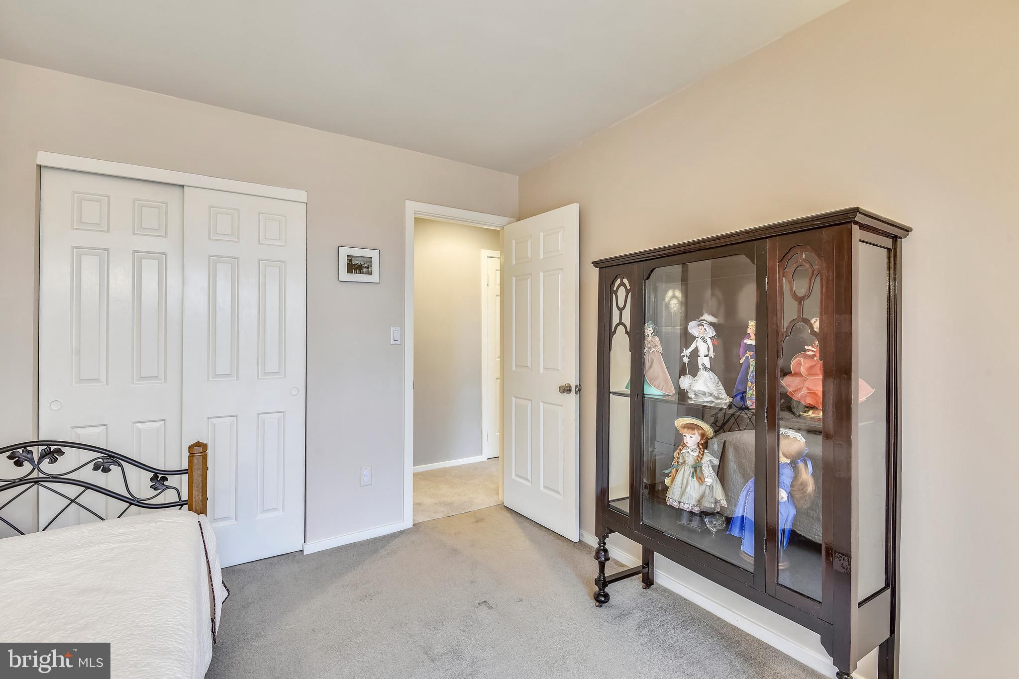 11553 Hemingway Drive Reston, VA 20194 - Photo 30 of 56 Bedroom #3