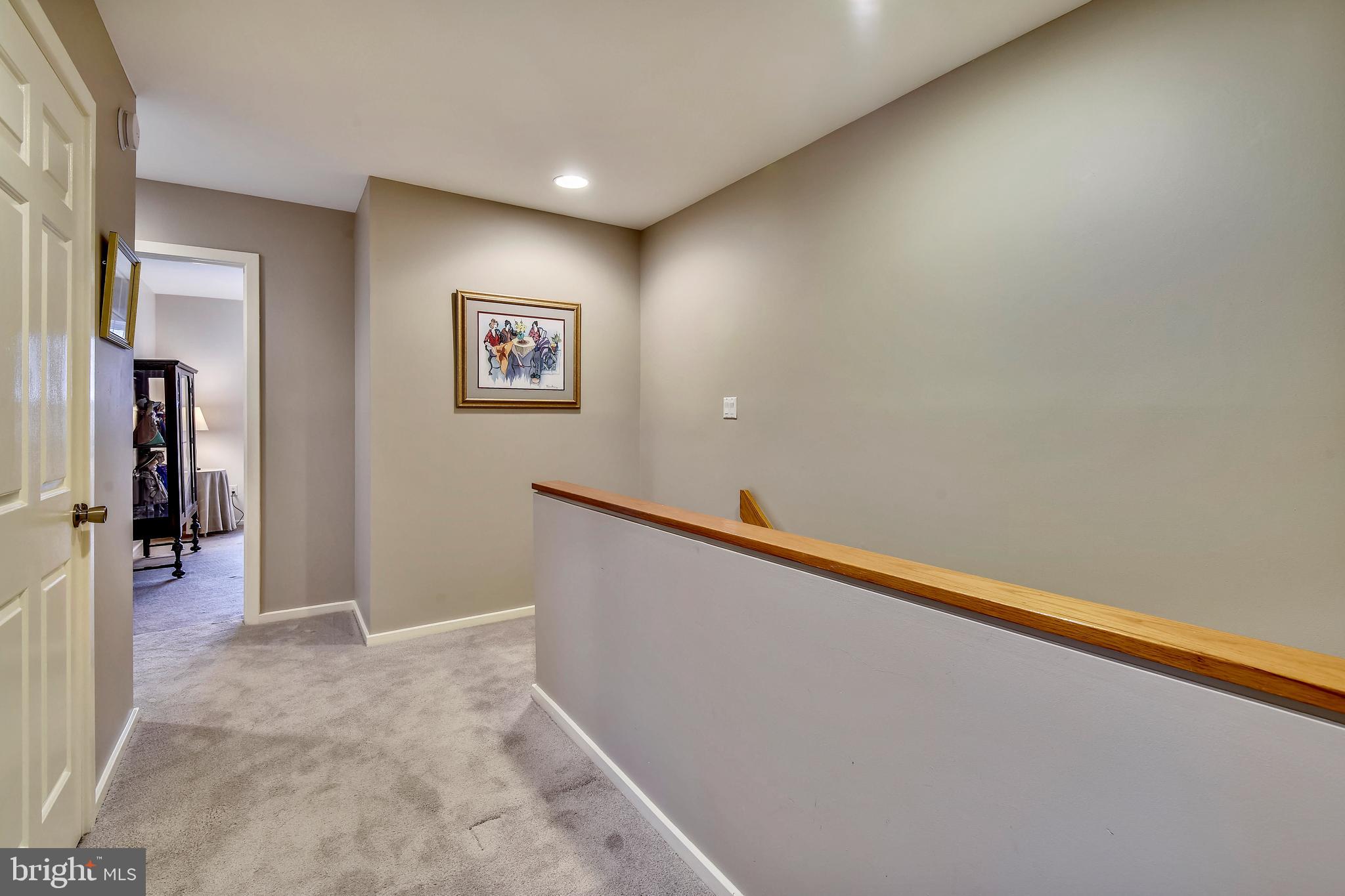 11553 Hemingway Drive Reston, VA 20194 - Photo 32 of 56 Upper Level Hallway