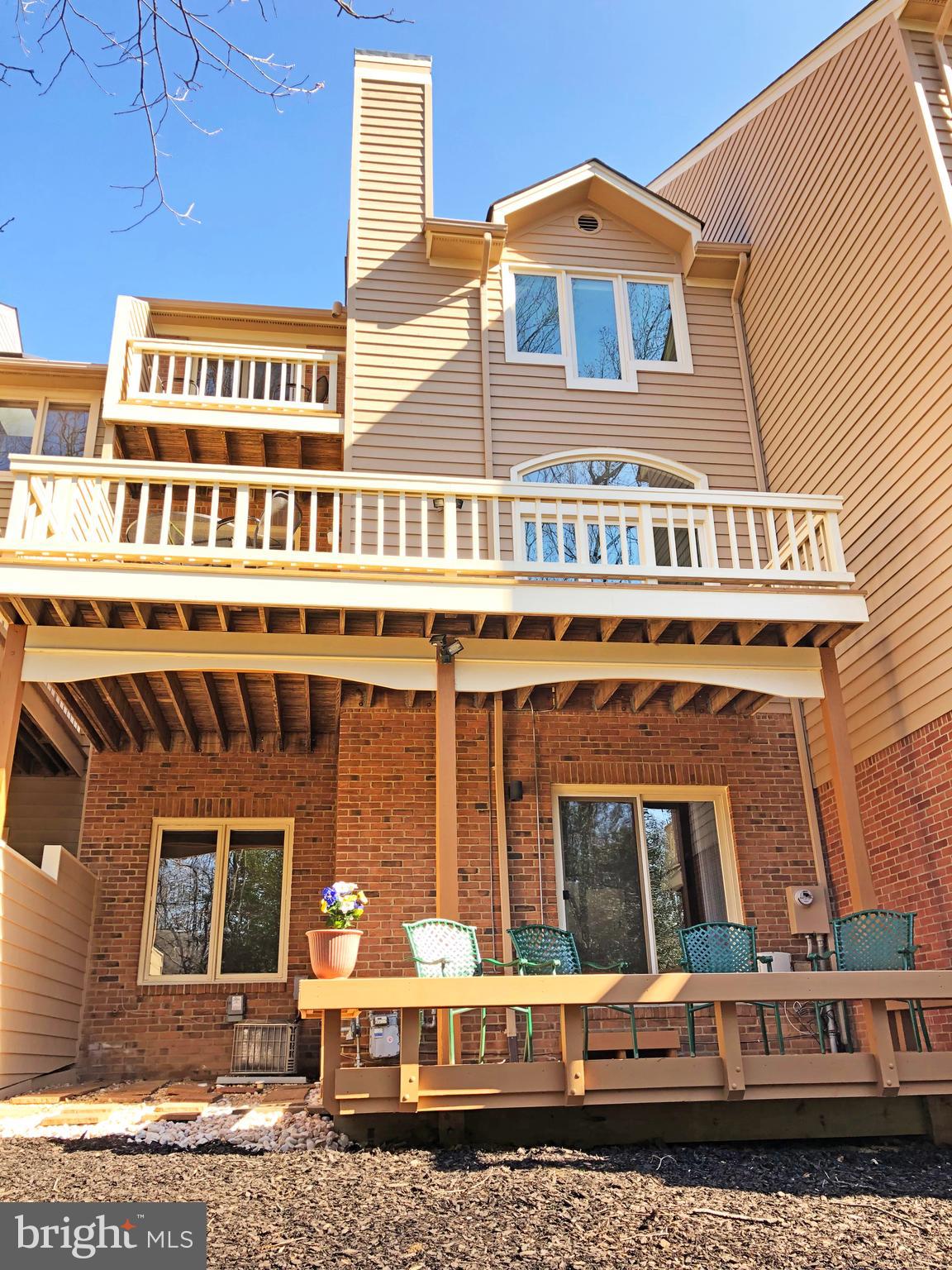 11553 Hemingway Drive Reston, VA 20194 - Photo 45 of 56 Rear of home - Balcony/Deck on each level