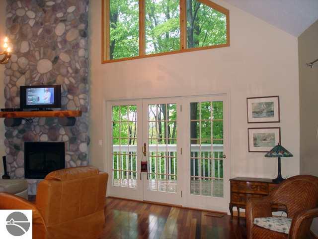 2500 Harbor Reach Road Traverse City, MI 49686 - Photo 6 of 15 1716124-5.JPG