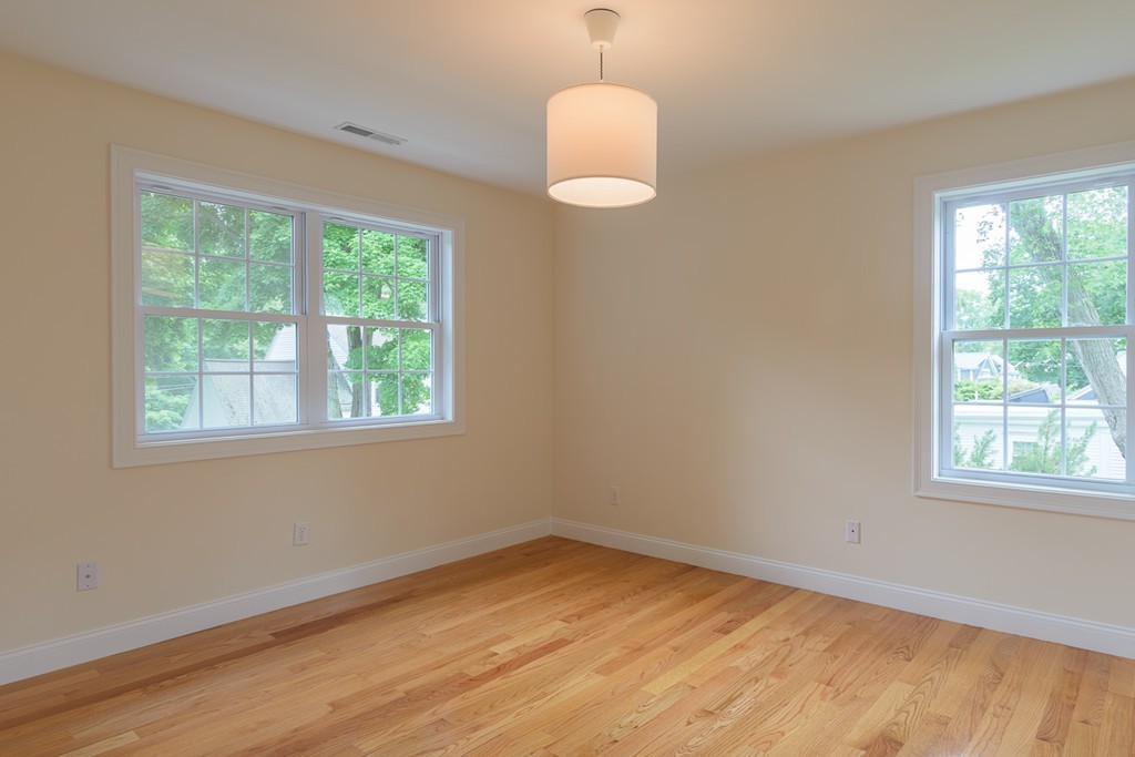 46 Avon Road Wellesley, MA 02482 - Photo 11 of 21