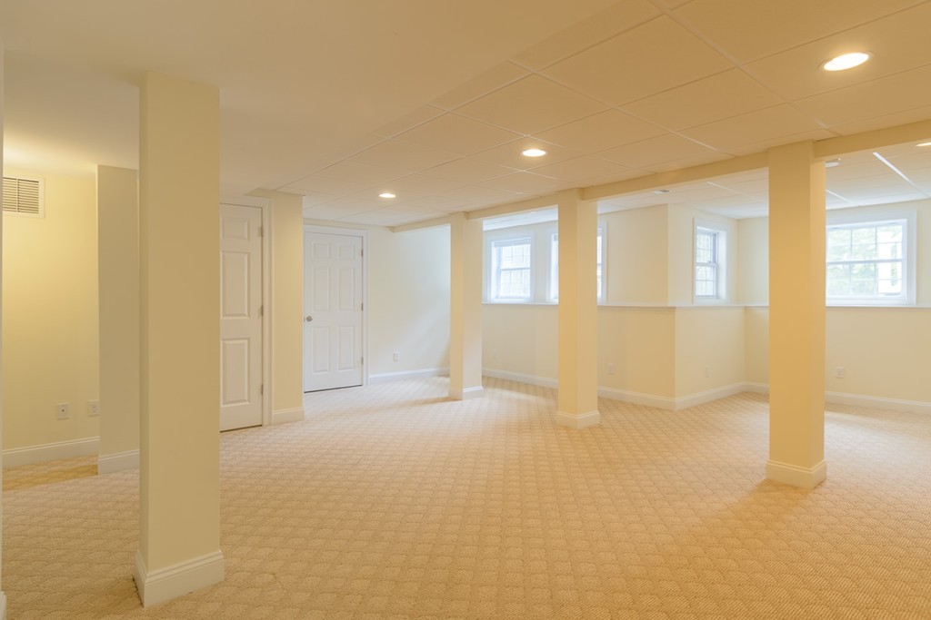 46 Avon Road Wellesley, MA 02482 - Photo 17 of 21