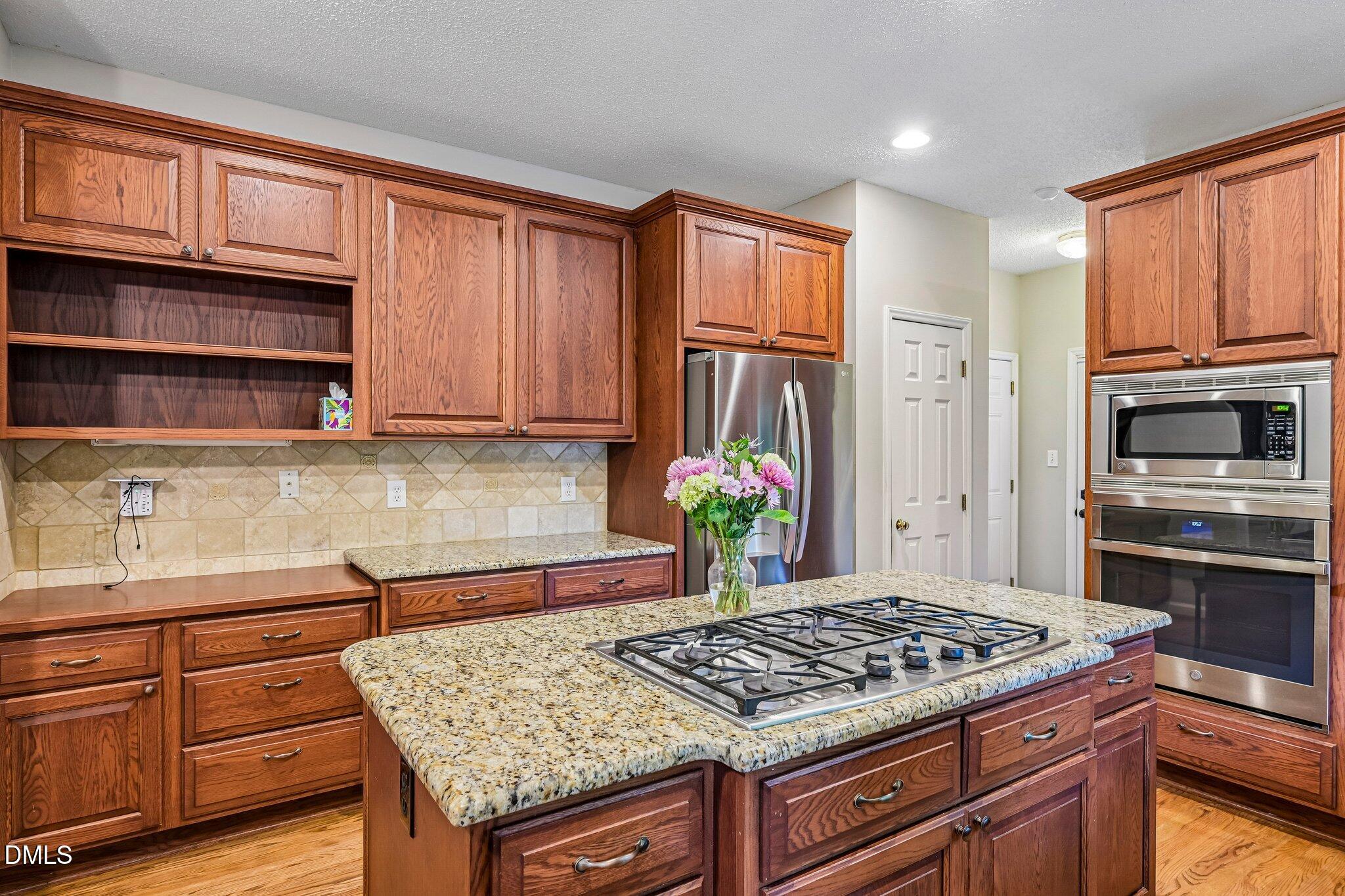 9800 Karcia Court Raleigh, NC 27617 - Photo 11 of 39 23-web-or-mls-Karcia Ct-S1308-023