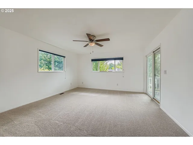 $274,900 | 14862 Northeast Rose Parkway, Portland, OR 97230