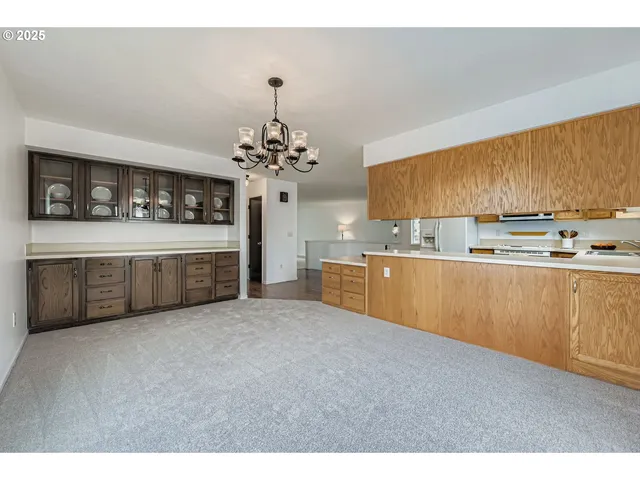 $274,900 | 14862 Northeast Rose Parkway, Portland, OR 97230