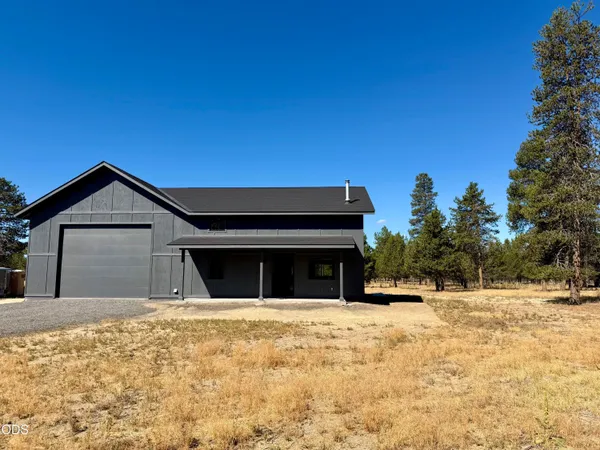 $839,000 | 9004 Split Rail Road, La Pine, OR 97739