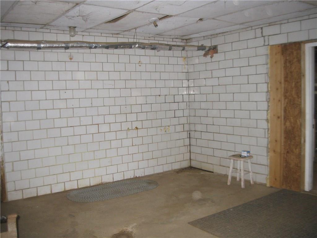 190 North Road Butler, PA 16001 - Photo 15 of 16 Gallery Image 15